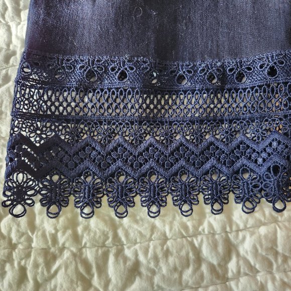 $25/both! Pioneer Woman pull-on denim pant with lace hem and embroidered tunic - Picture 6 of 9